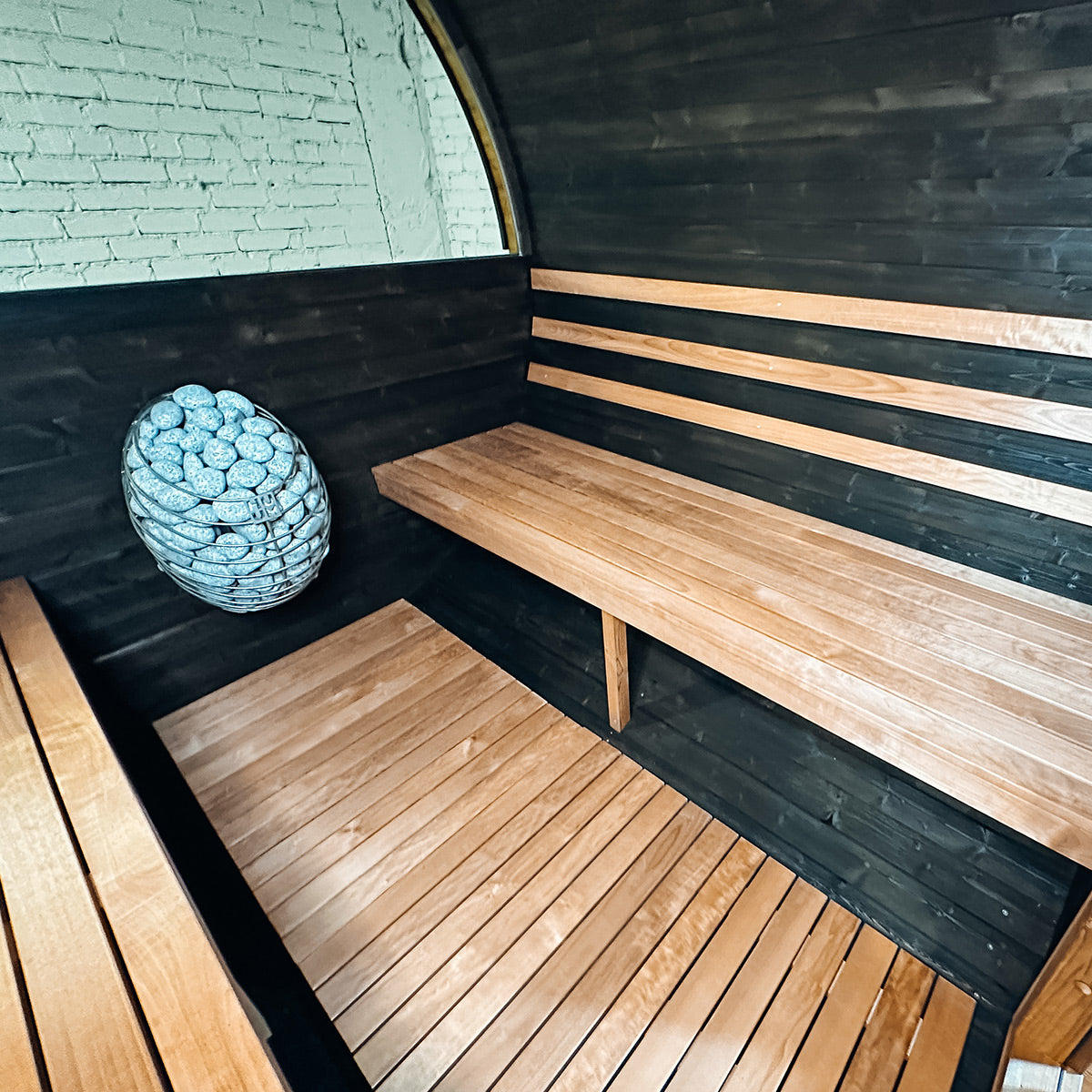 Thermory Ignite No 62 barrel sauna — interior view 8