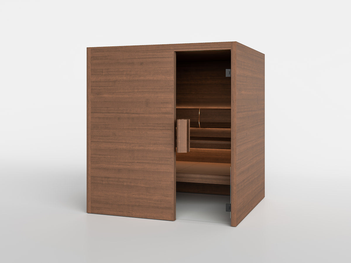 TAIVE cabin in Terva with the L-Divan bench and a closed front wall