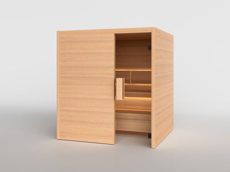 TAIVE cabin in Hemlock with the Basic bench and a closed front wall with a solid door