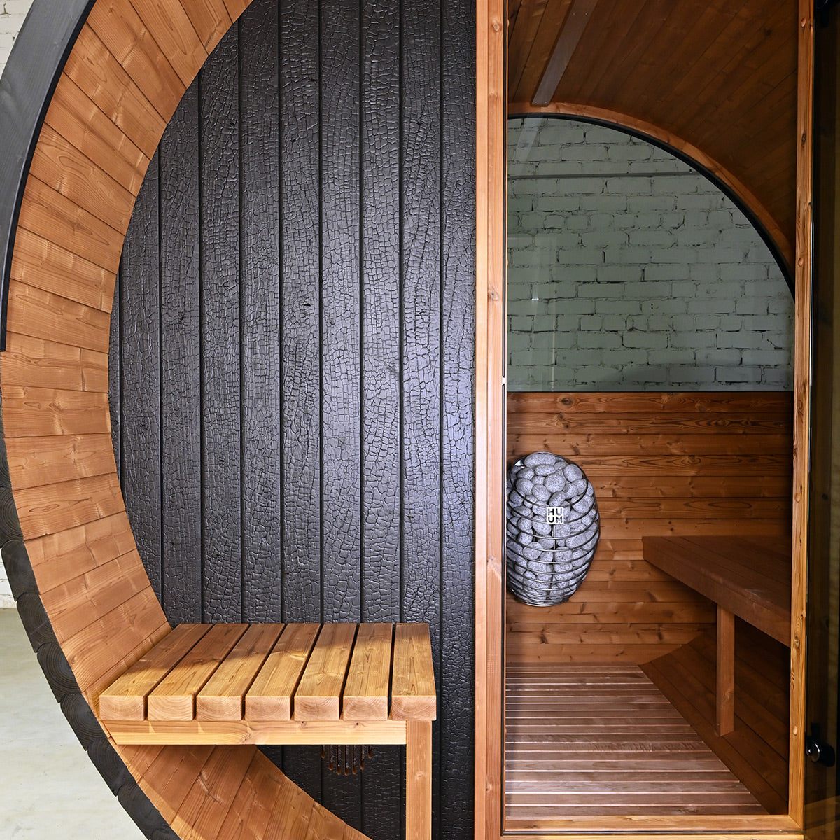 Thermory Ignite No 60 barrel sauna — exterior view 8