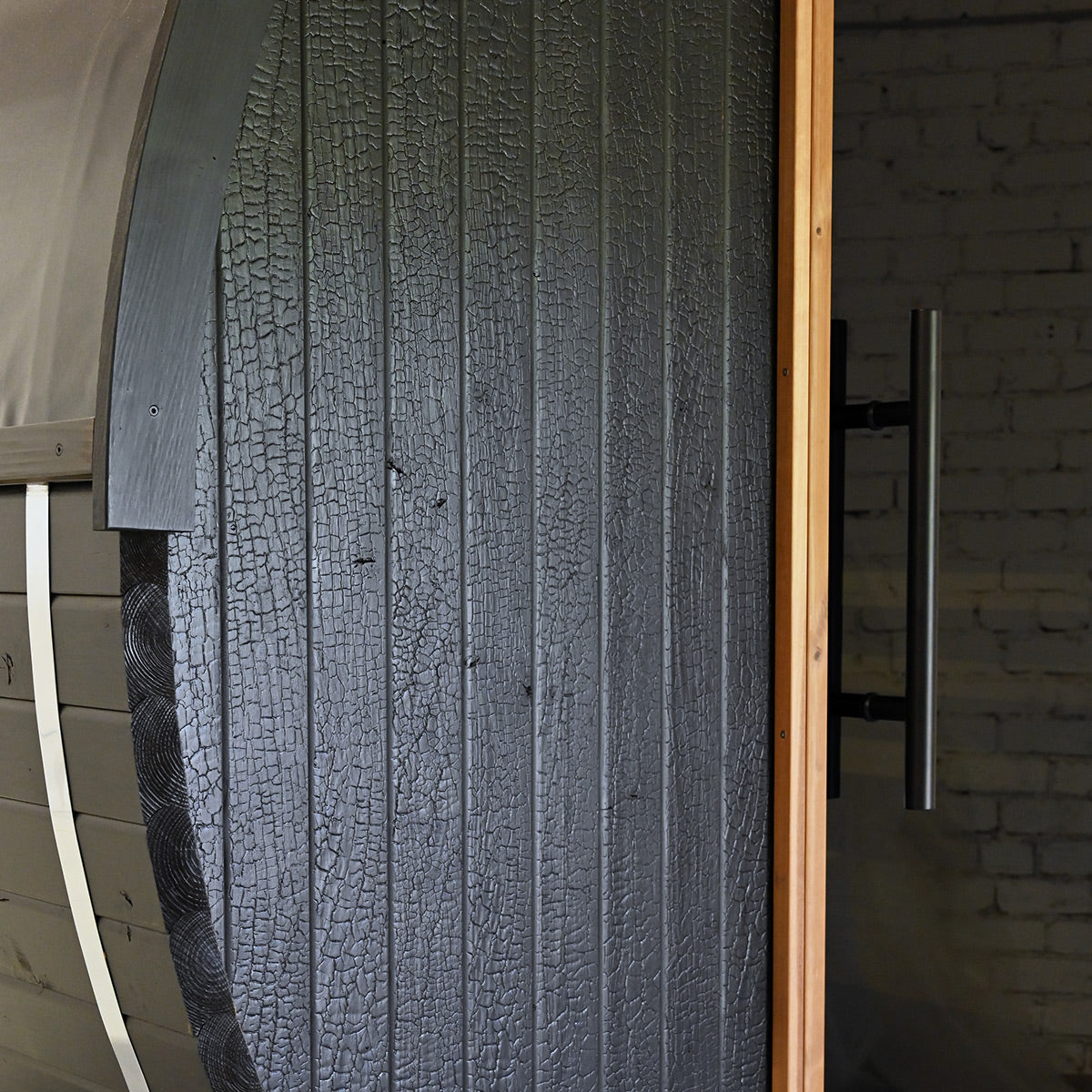 Thermory Ignite No 62 barrel sauna — exterior view 6